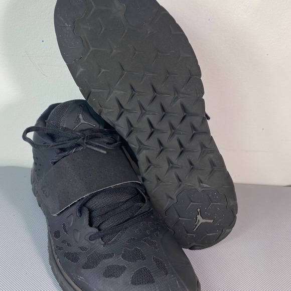 Men's Nike Jordan Flight Flex Trainer 2 Black 768911-010 Sneakers Sz 10.5 - Picture 5 of 7